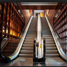 Escalier commercial public souterrain de centre commercial de passager